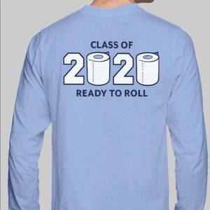 Vineyard Vines graduation tee